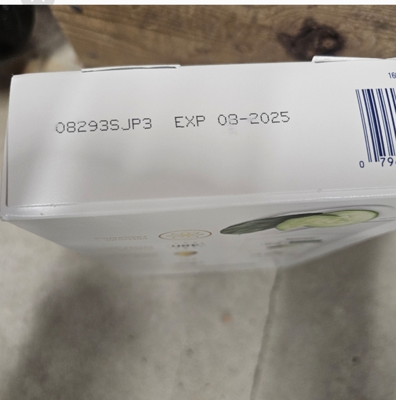 Dove advanced care invisible+ Antiperspirant Deodorant, 2.6 oz, 4-… - Picture 3 of 4